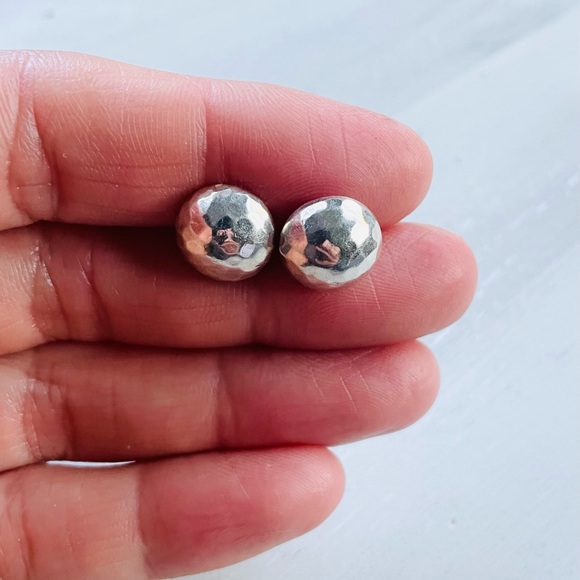Silpada .925 Sterling Silver Hammered post earrings - Picture 3 of 4